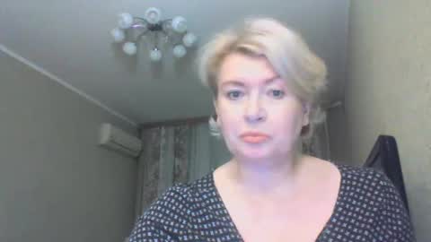 laramrs online show from October 4, 2025, 3:54 pm