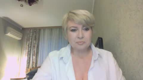 laramrs online show from December 21, 2025, 1:18 pm