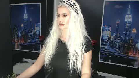 laras_moans online show from March 6, 2025, 8:52 am