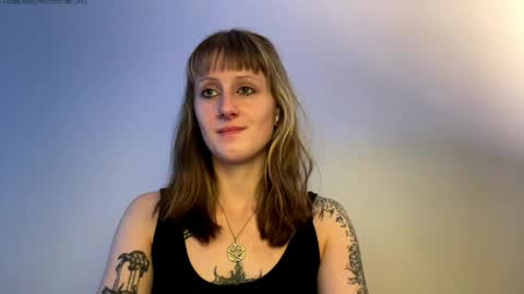 Snapshot of larasweetgirl chatting on June 3, 2026, 6:02 pm Lara online show from June 3, 2026, 6:02 pm