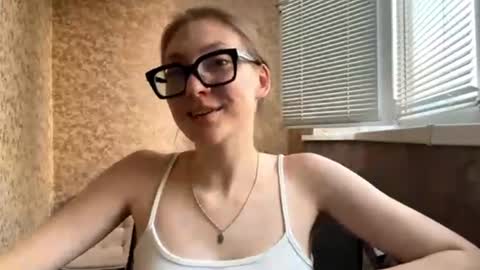 Eva online show from July 28, 2026, 3:21 pm