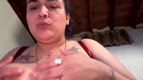 lareinapussy online show from April 27, 2026, 9:24 pm
