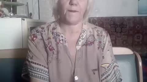 larisaq4ugo24 online show from March 11, 2026, 11:49 am