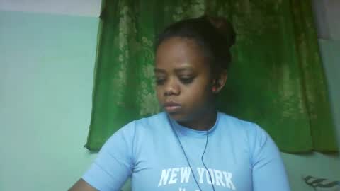 Snapshot of larissa645771 chatting on February 10, 2026, 5:28 pm larissa645771 online show from February 10, 2026, 5:28 pm