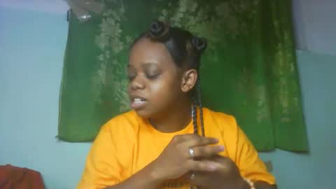 Snapshot of larissa645771 chatting on February 16, 2026, 8:27 pm larissa645771 online show from February 16, 2026, 8:27 pm