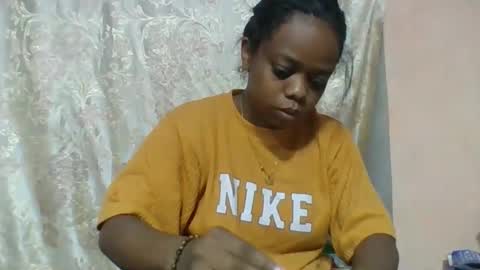 larissa645771 online show from May 20, 2026, 5:02 am
