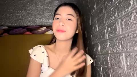 Lary online show from March 18, 2026, 5:10 am