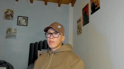 lass_nazar online show from April 21, 2026, 1:42 am