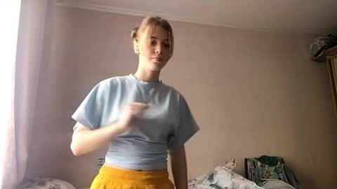 Snapshot of lateshastarnaud chatting on May 26, 2026, 8:10 am Linet online show from May 26, 2026, 8:10 am