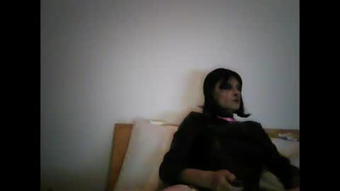 Snapshot of latex4grandpa chatting on June 7, 2026, 2:05 am latex4grandpa online show from June 7, 2026, 2:05 am