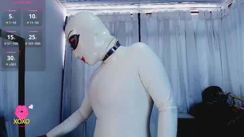 Snapshot of latex_rose_daniels chatting on March 26, 2026, 2:00 pm ROSE online show from March 26, 2026, 2:00 pm
