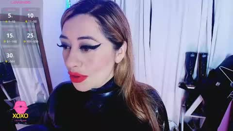 Snapshot of latex_rose_daniels chatting on April 10, 2026, 2:11 pm ROSE online show from April 10, 2026, 2:11 pm
