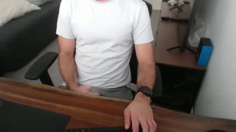 Snapshot of latexdave84 chatting on January 16, 2026, 3:43 am latexdave84 online show from January 16, 2026, 3:43 am