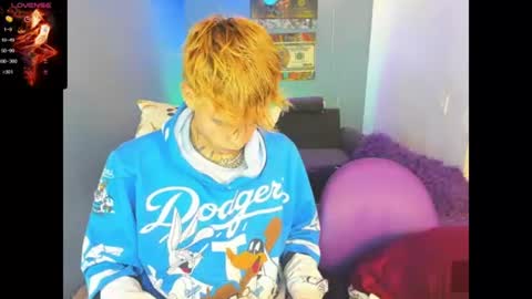 latin_boysxxx_ online show from June 15, 2026, 12:46 am