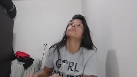 M E G A N  online show from January 5, 2025, 7:17 pm