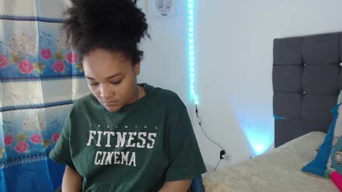 Snapshot of latin_rihanna_j chatting on May 12, 2026, 2:19 am karen online show from May 12, 2026, 2:19 am