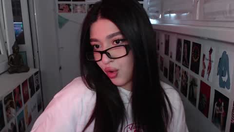 miiiiiiaaaa online show from January 12, 2025, 8:25 am