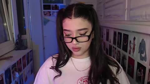 miiiiiiaaaa online show from February 9, 2025, 12:06 am