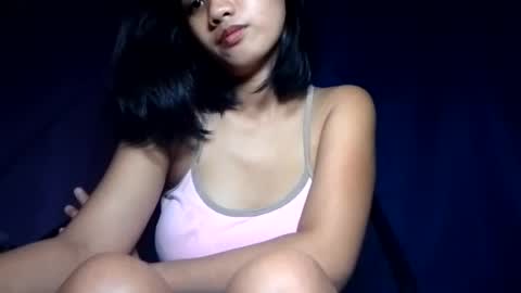 Snapshot of latina_shaine chatting on July 9, 2026, 7:12 am latina_shaine online show from July 9, 2026, 7:12 am
