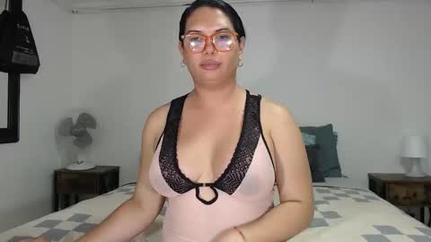 FLOR SALVAJE online show from May 31, 2026, 12:08 am