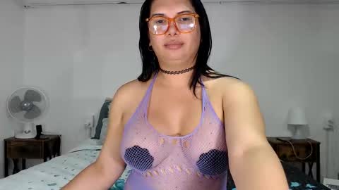 FLOR SALVAJE online show from June 7, 2026, 9:40 pm