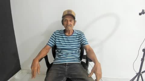 latinaroom178878 online show from July 14, 2026, 12:46 am