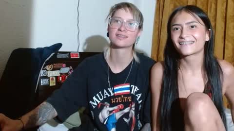 latinas_love05 online show from February 3, 2026, 2:53 am