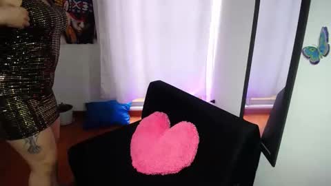 LORENA online show from October 22, 2025, 7:46 pm