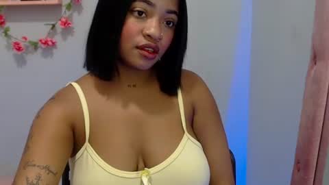 Snapshot of latinbrunett1 chatting on July 15, 2026, 10:26 pm latinbrunett1 online show from July 15, 2026, 10:26 pm