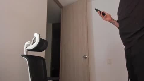 Snapshot of latinevil chatting on November 22, 2025, 11:26 pm Mistress Maddie and Master Jordan online show from November 22, 2025, 11:26 pm