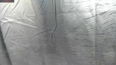 latinhotcouple_01 online show from March 17, 2026, 7:17 pm