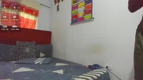    online show from March 25, 2026, 12:00 pm