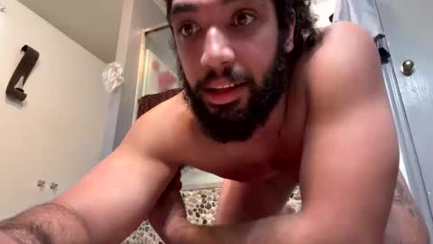 Snapshot of latinlover199518 chatting on October 30, 2025, 10:10 pm latinlover199518 online show from October 30, 2025, 10:10 pm