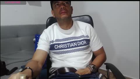 Snapshot of latinmartin254 chatting on March 15, 2026, 5:02 am latinmartin254 online show from March 15, 2026, 5:02 am