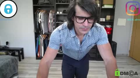 Snapshot of latino23bom chatting on April 9, 2026, 10:42 am sam online show from April 9, 2026, 10:42 am