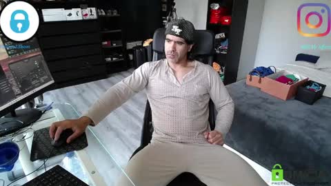 sam online show from April 30, 2026, 8:09 am