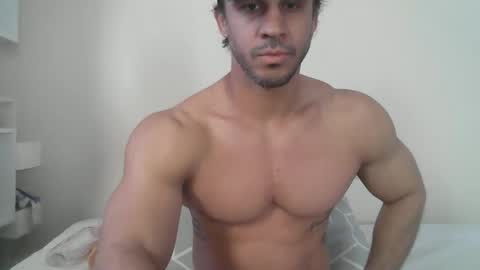 Snapshot of latino_rodri chatting on April 29, 2026, 6:28 am latino_rodri online show from April 29, 2026, 6:28 am