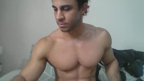 Snapshot of latino_rodri chatting on May 5, 2026, 11:40 am latino_rodri online show from May 5, 2026, 11:40 am