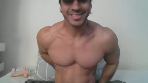 Snapshot of latino_rodri chatting on May 7, 2026, 6:08 am latino_rodri online show from May 7, 2026, 6:08 am