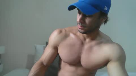 Snapshot of latino_rodri chatting on May 10, 2026, 8:52 am latino_rodri online show from May 10, 2026, 8:52 am