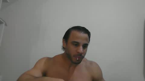 Snapshot of latino_rodri chatting on May 25, 2026, 8:53 am latino_rodri online show from May 25, 2026, 8:53 am