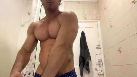 Snapshot of latino_rodri chatting on May 28, 2026, 10:40 pm latino_rodri online show from May 28, 2026, 10:40 pm