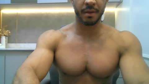 latino_rodri online show from June 27, 2026, 1:50 pm