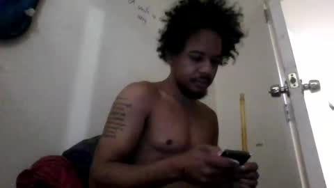 latinobooty66 online show from November 17, 2025, 2:34 pm