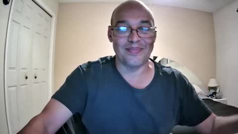 latinoinfla online show from October 8, 2025, 2:09 am