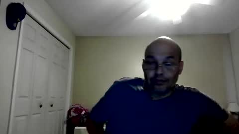 Snapshot of latinoinfla chatting on May 10, 2026, 5:29 pm latinoinfla online show from May 10, 2026, 5:29 pm