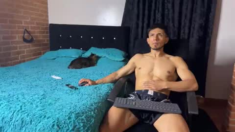 latinosadictosalsexo online show from June 2, 2026, 1:29 am