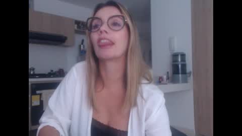 Snapshot of latinpaprika chatting on March 11, 2025, 9:02 am latinpaprika online show from March 11, 2025, 9:02 am