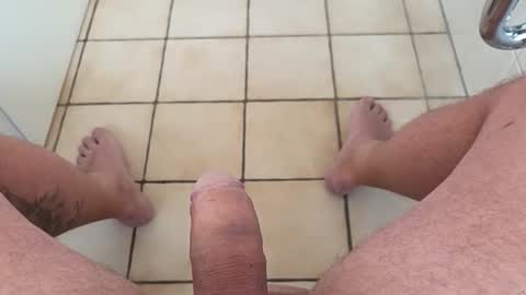 latti40 online show from April 10, 2026, 8:41 am