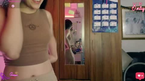 Snapshot of laujgray chatting on March 12, 2026, 2:50 am laujgray online show from March 12, 2026, 2:50 am